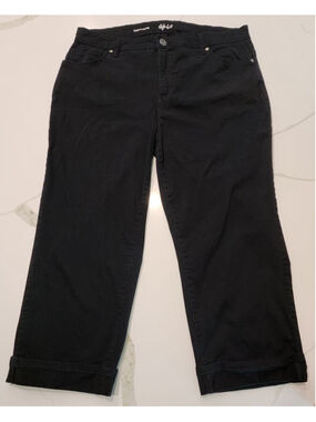 Style & Co Curvy Capri Pants Black Plus Size 16W Stretch Cotton Cuffed Capris